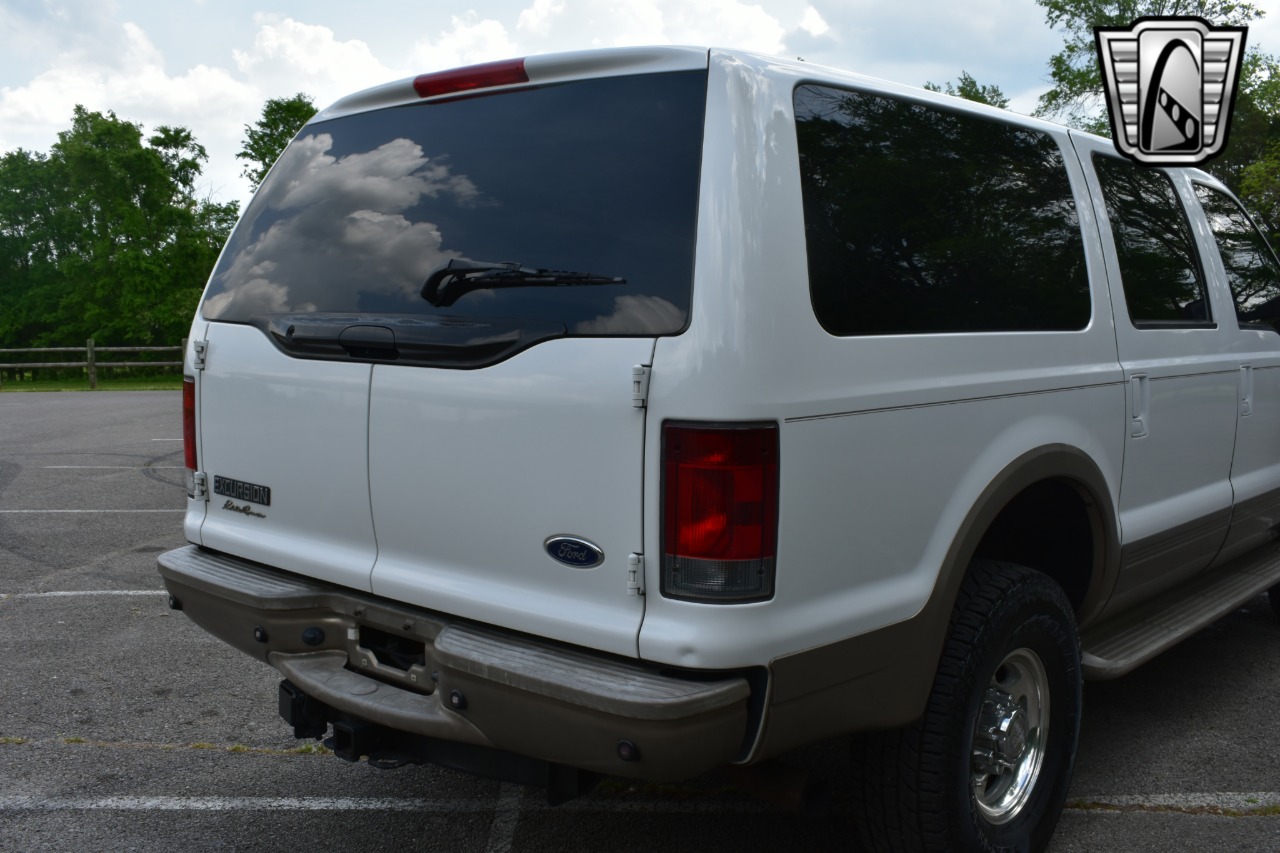 2005 Ford Excursion 17