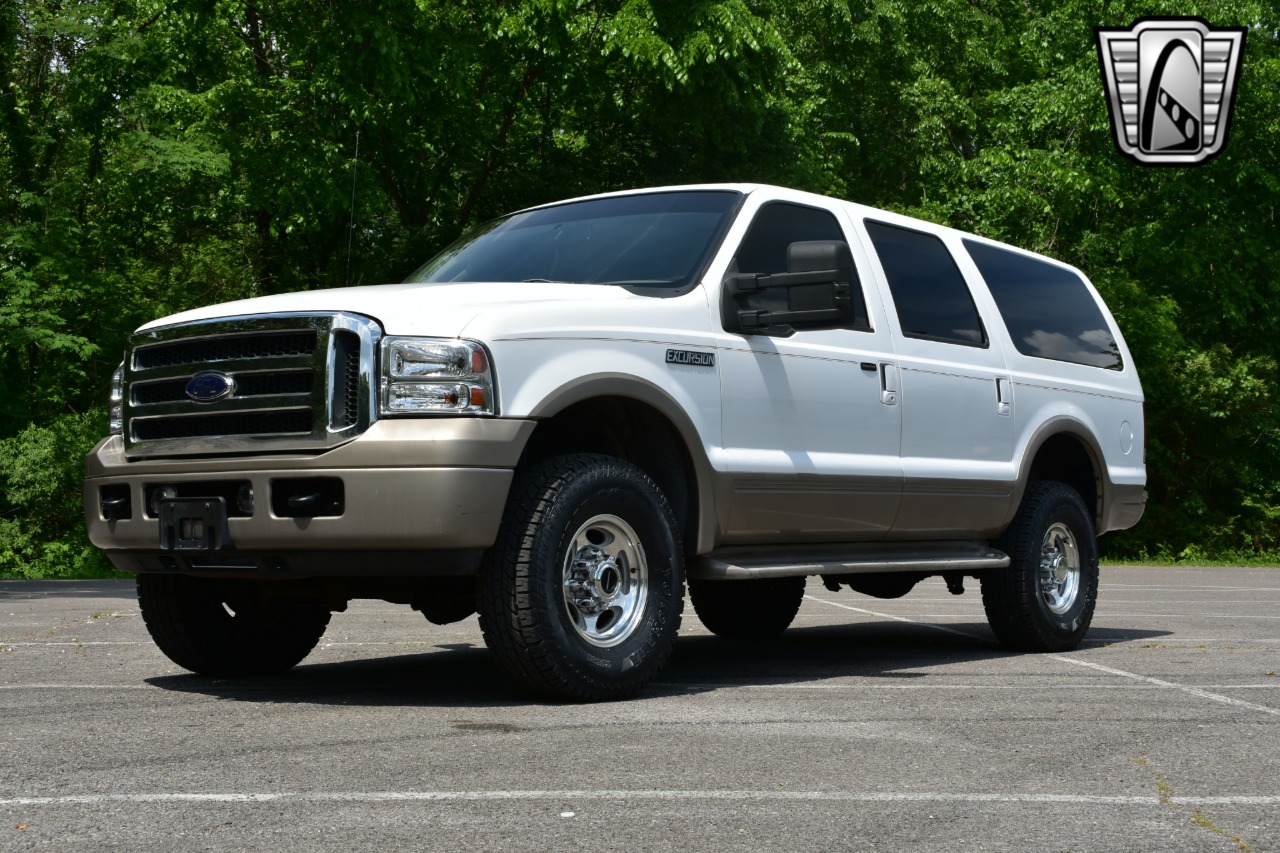 2005 Ford Excursion 24