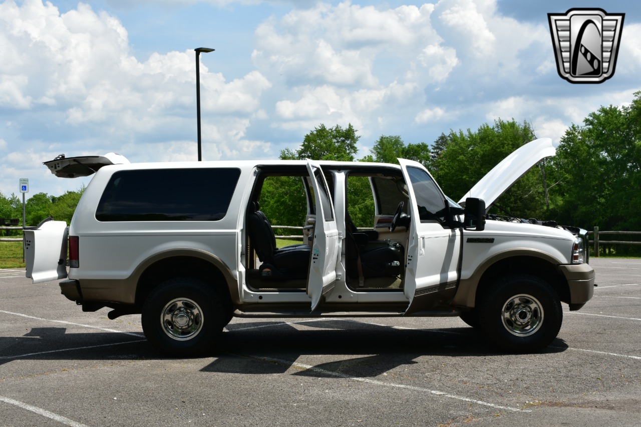 2005 Ford Excursion 44