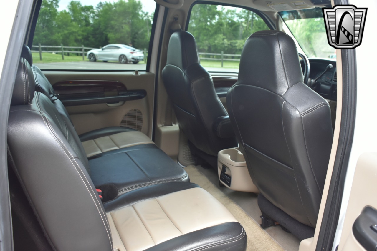 2005 Ford Excursion 90