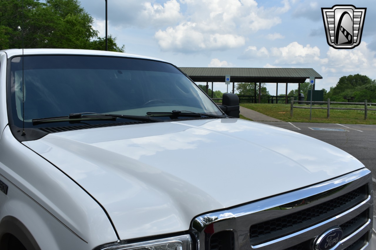 2005 Ford Excursion 67