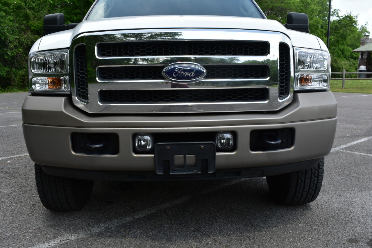 2005 Ford Excursion 47