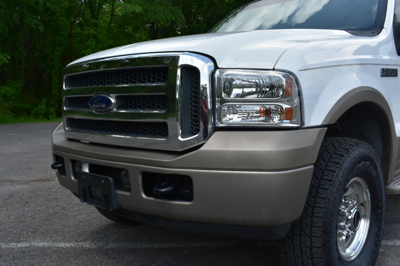 2005 Ford Excursion 48