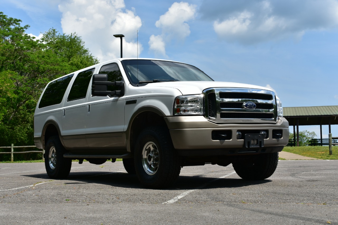 2005 Ford Excursion 37