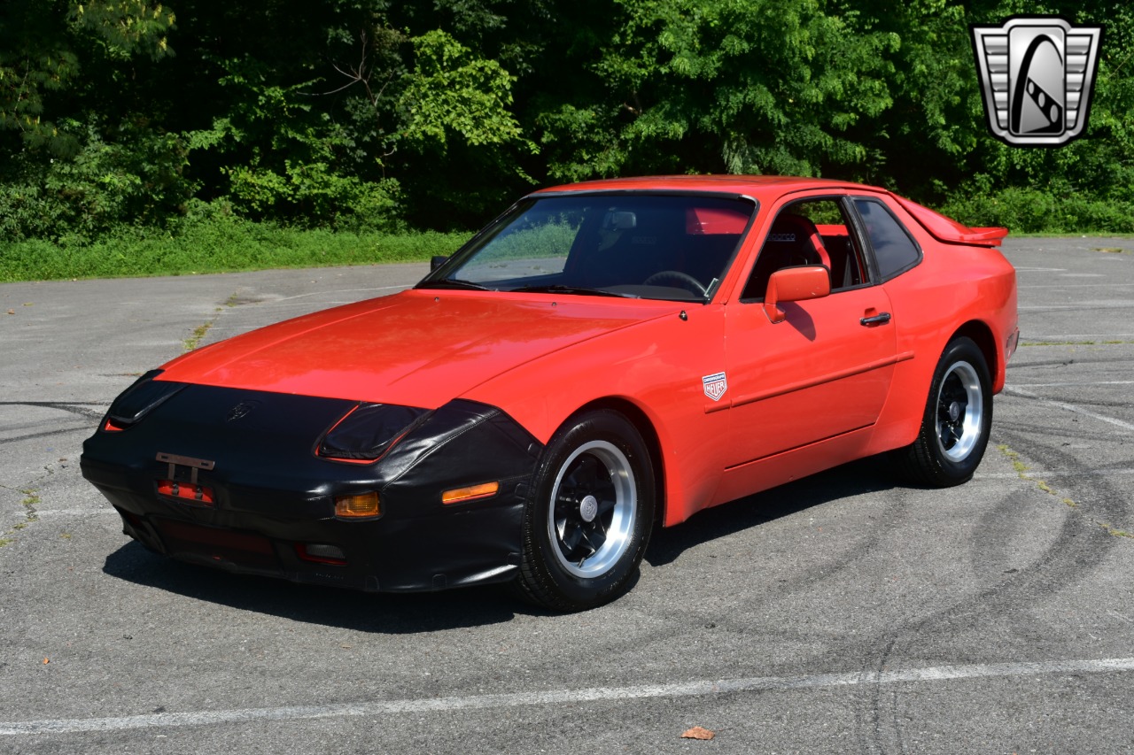 1983 Porsche 944 24