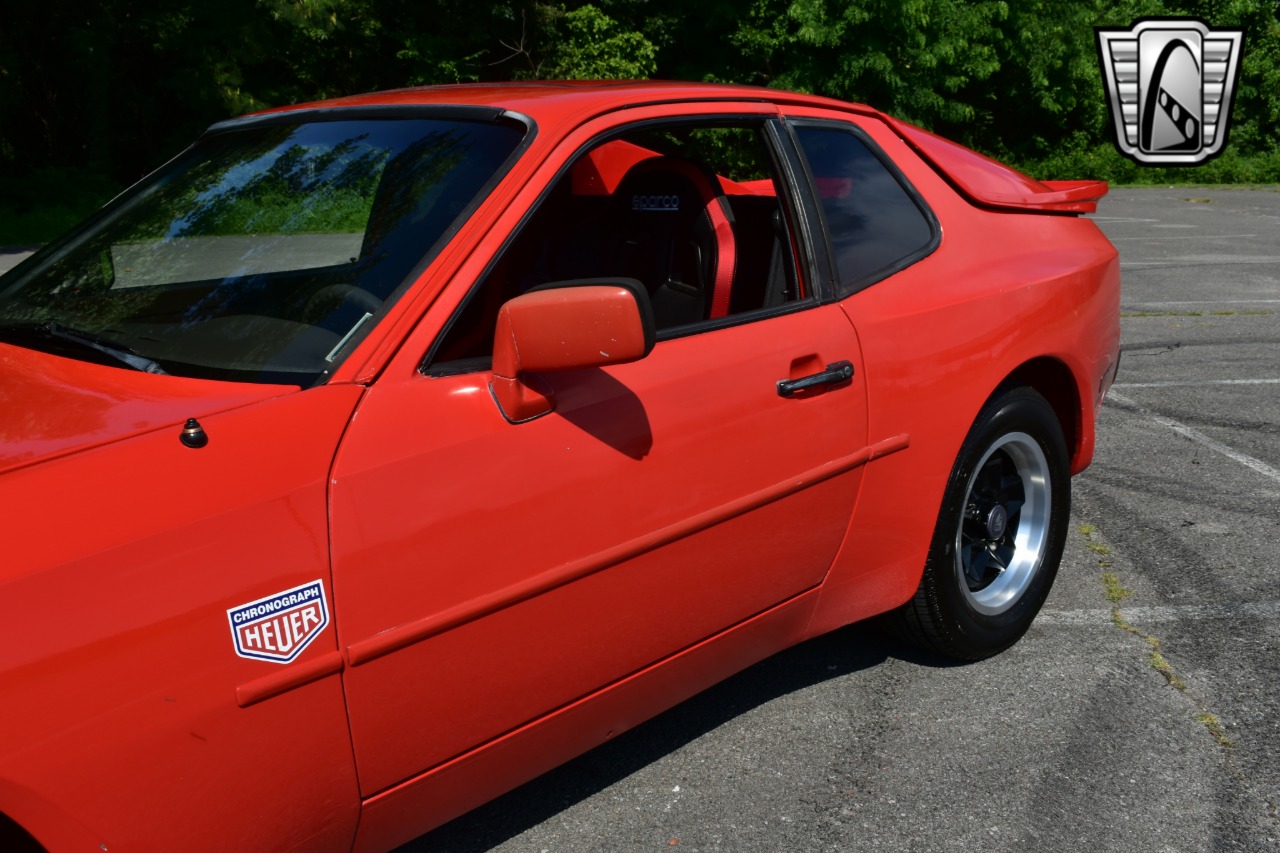 1983 Porsche 944 65
