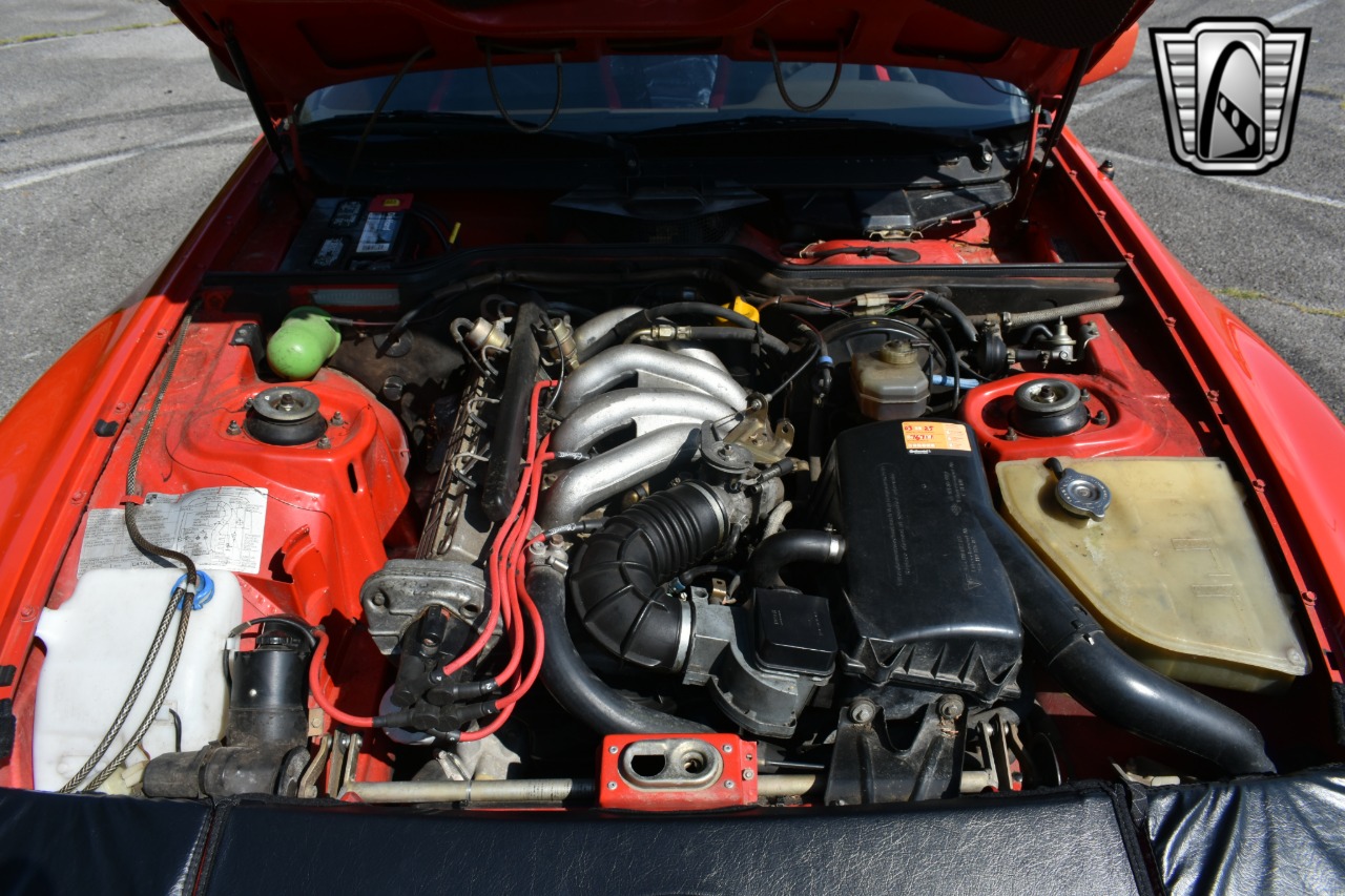 1983 Porsche 944 10
