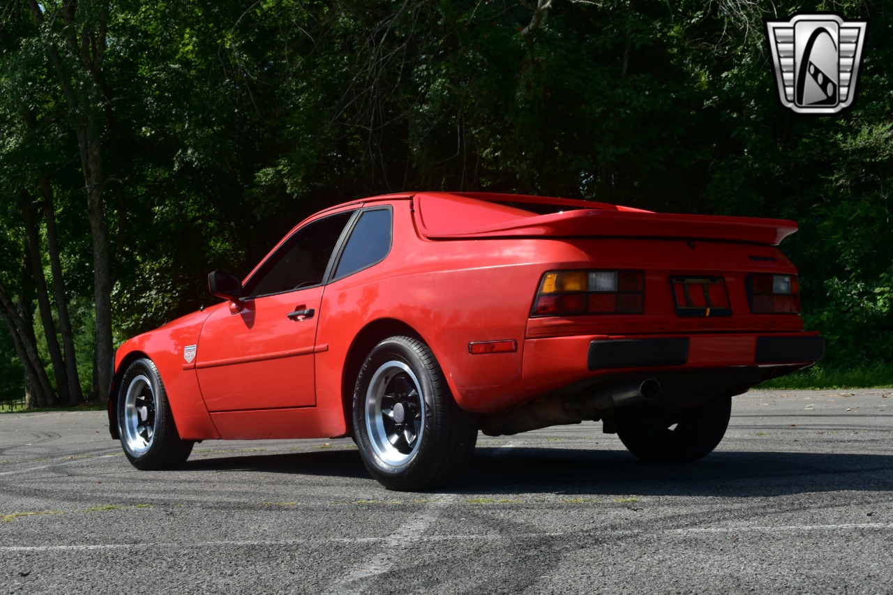 1983 Porsche 944 3