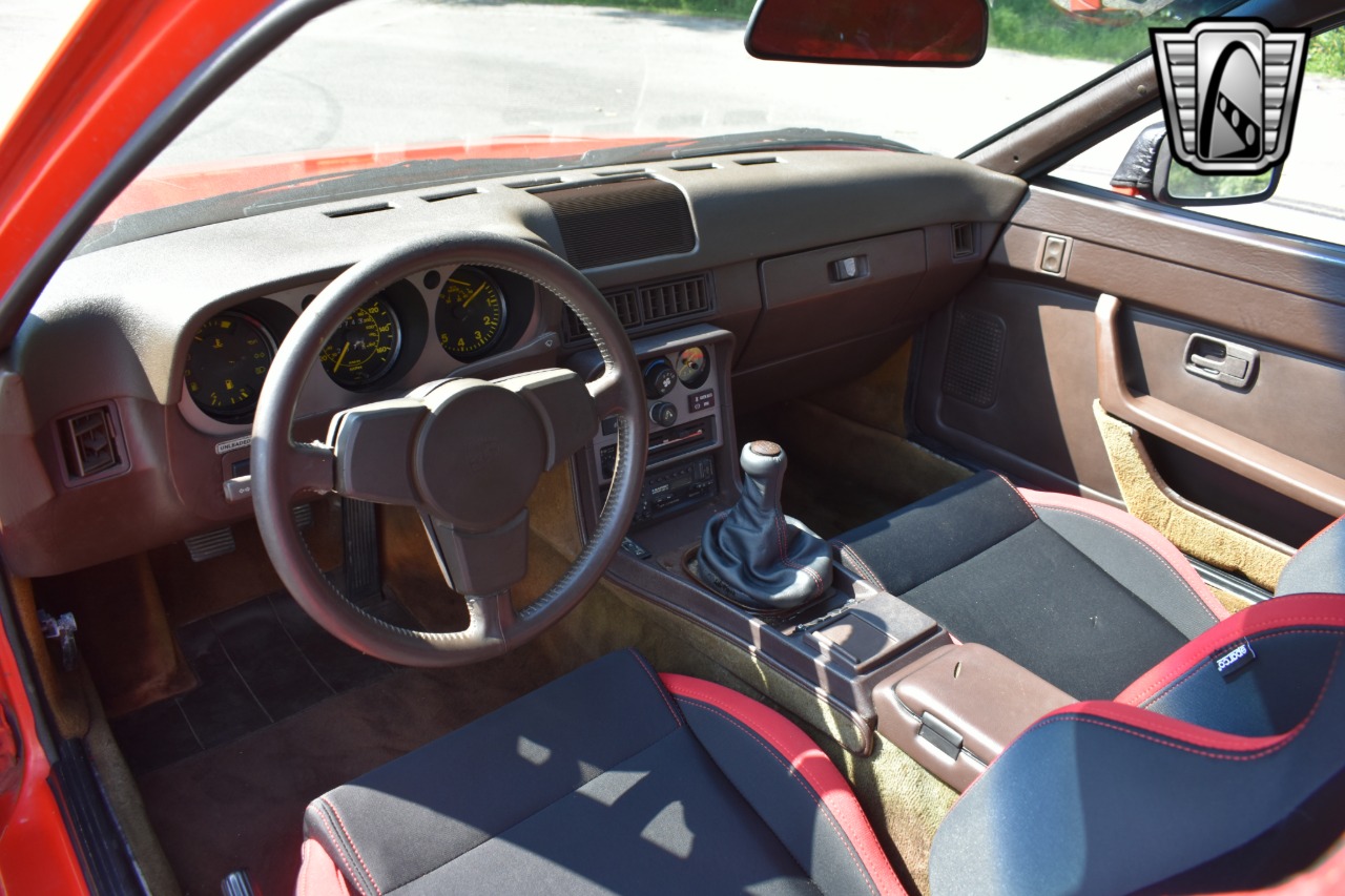 1983 Porsche 944 18