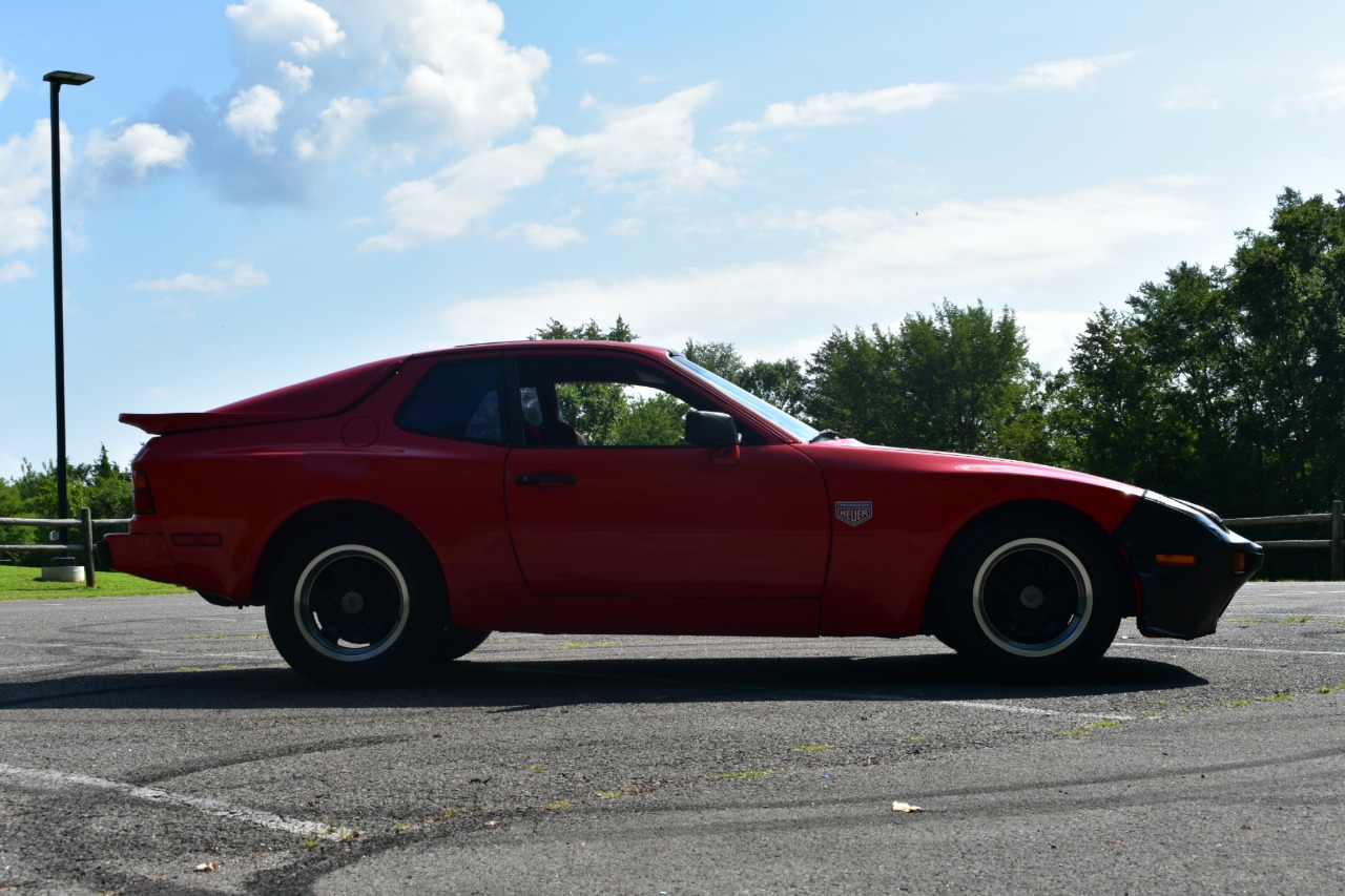 1983 Porsche 944 37