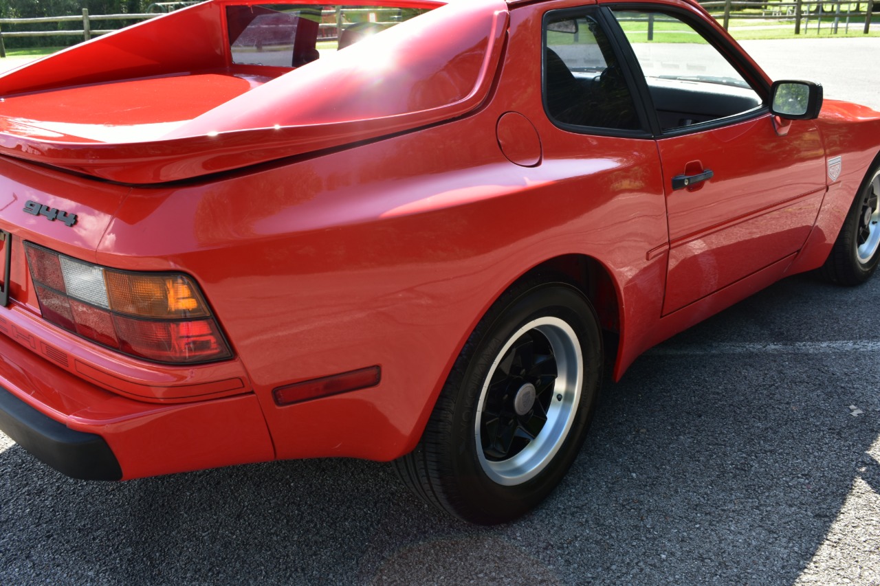 1983 Porsche 944 78