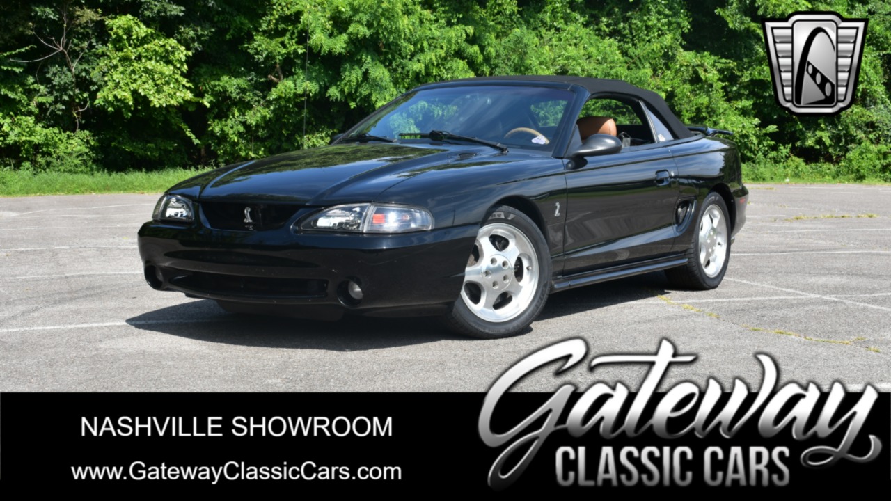 1995 Ford Mustang SVT Cobra 1