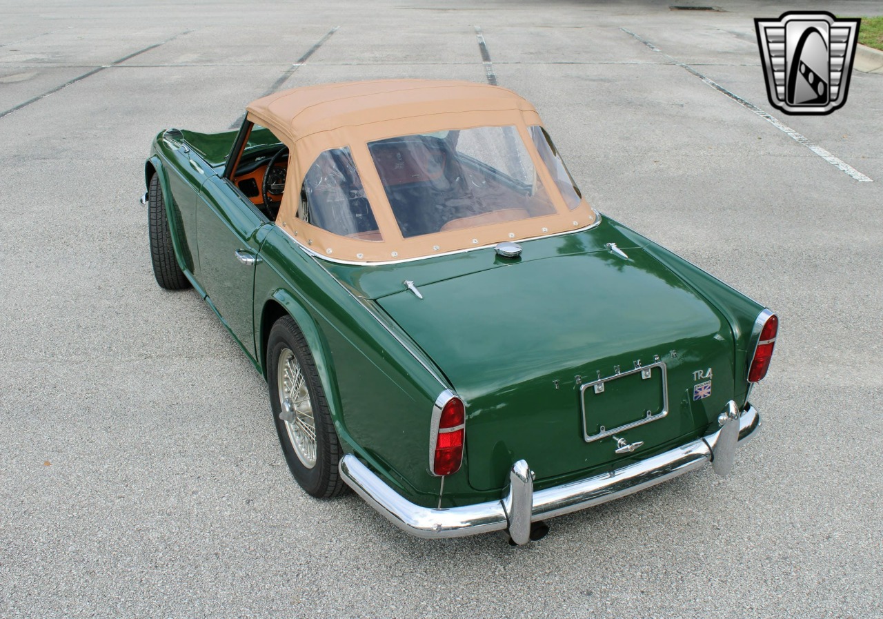 1965 Triumph TR4 42