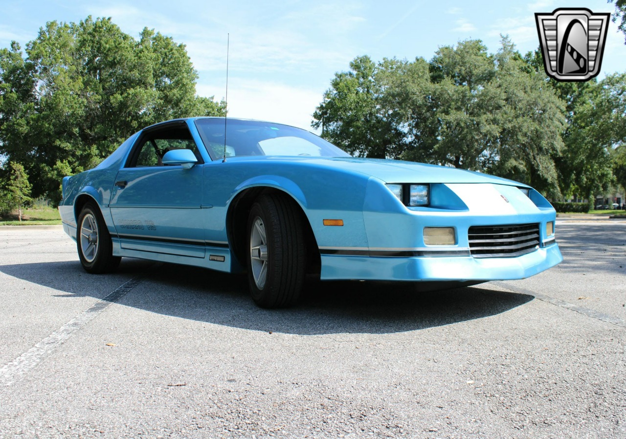 1989 Chevrolet Camaro 32