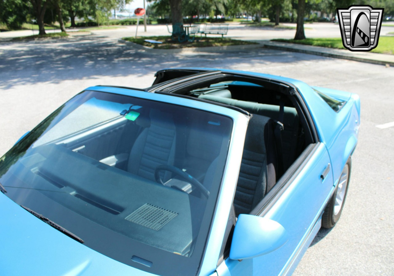 1989 Chevrolet Camaro 69