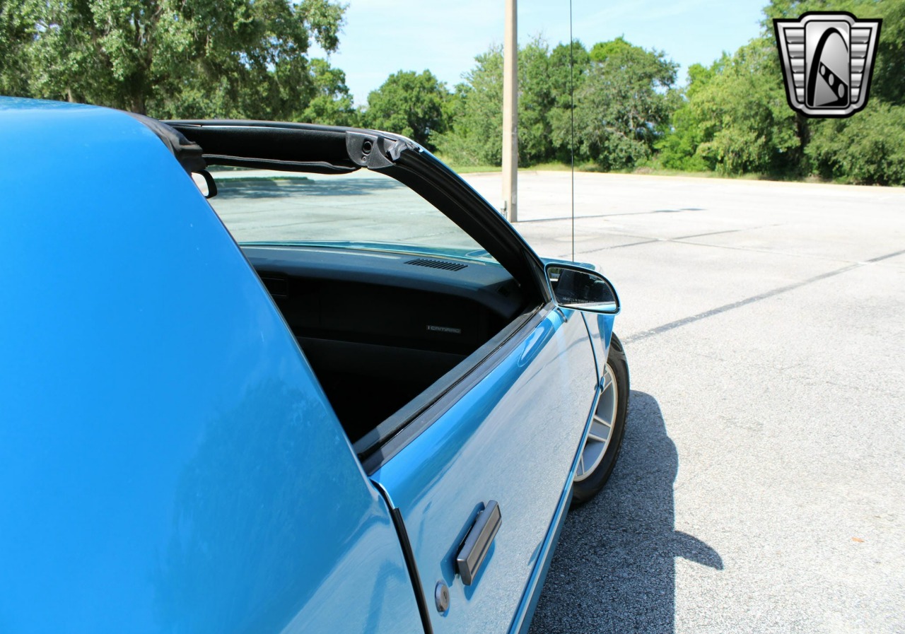 1989 Chevrolet Camaro 71