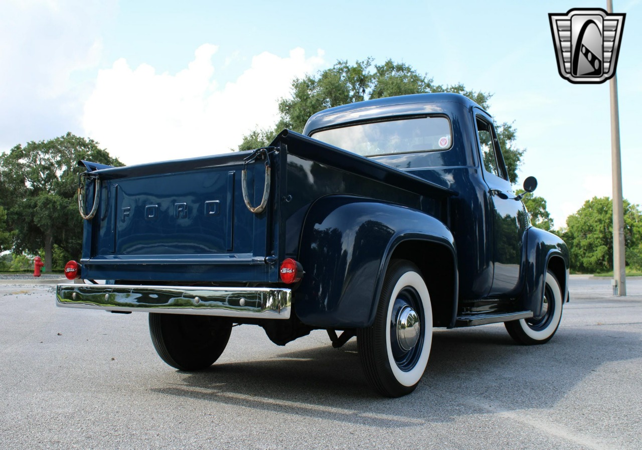 1953 Ford F100 43