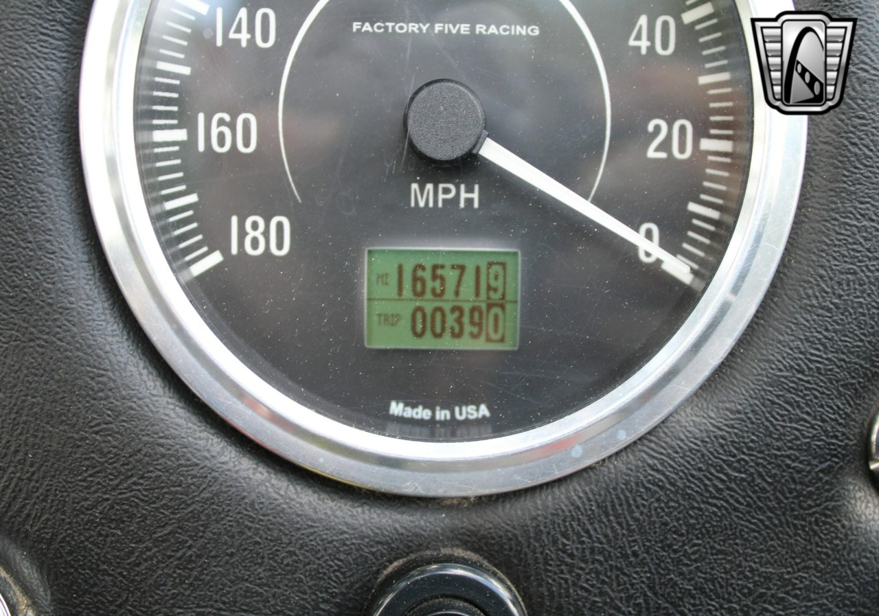 1965 AC Cobra 21