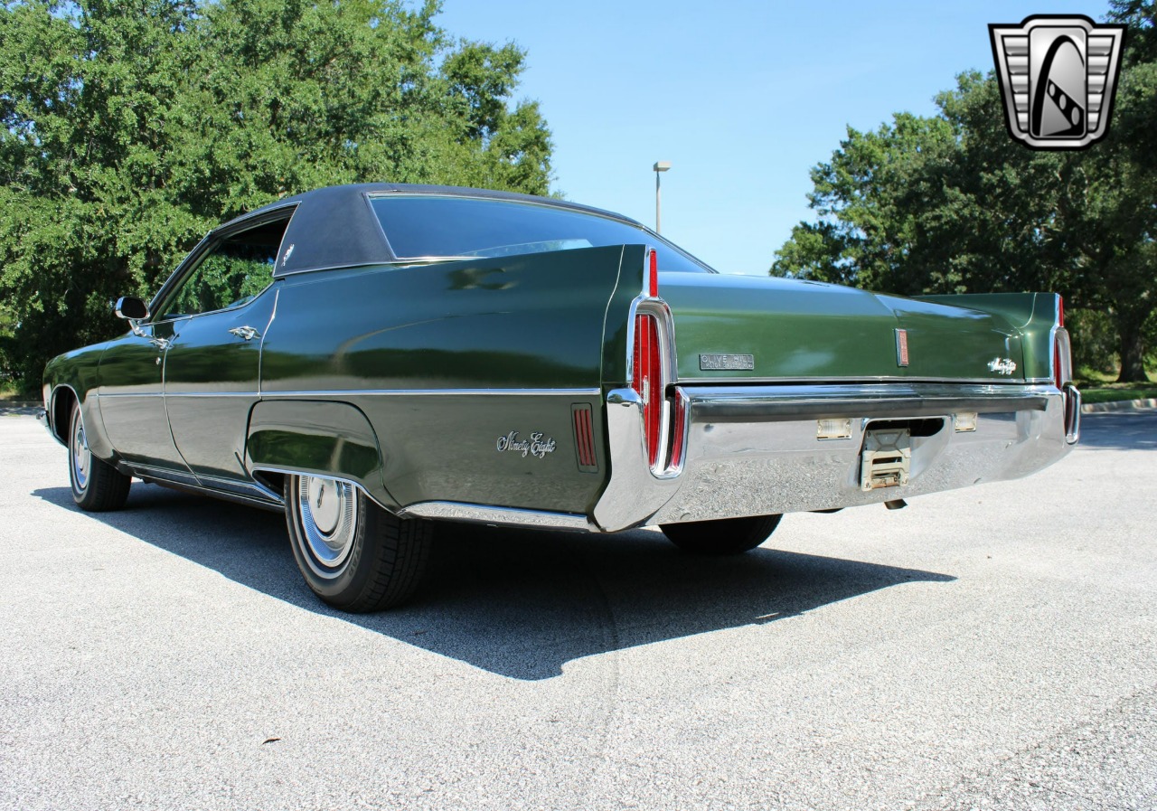 1972 Oldsmobile Ninety Eight LS 72