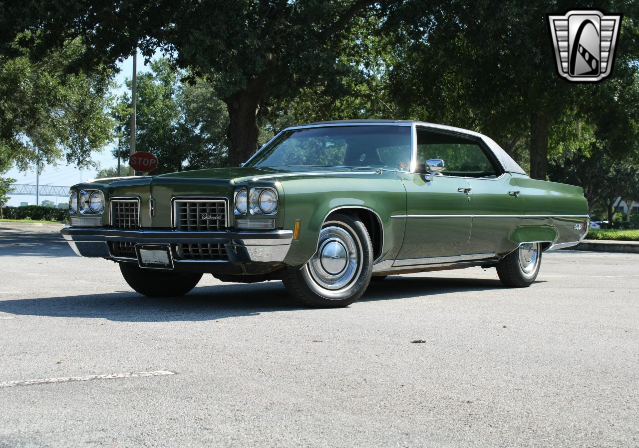 1972 Oldsmobile Ninety Eight LS 34