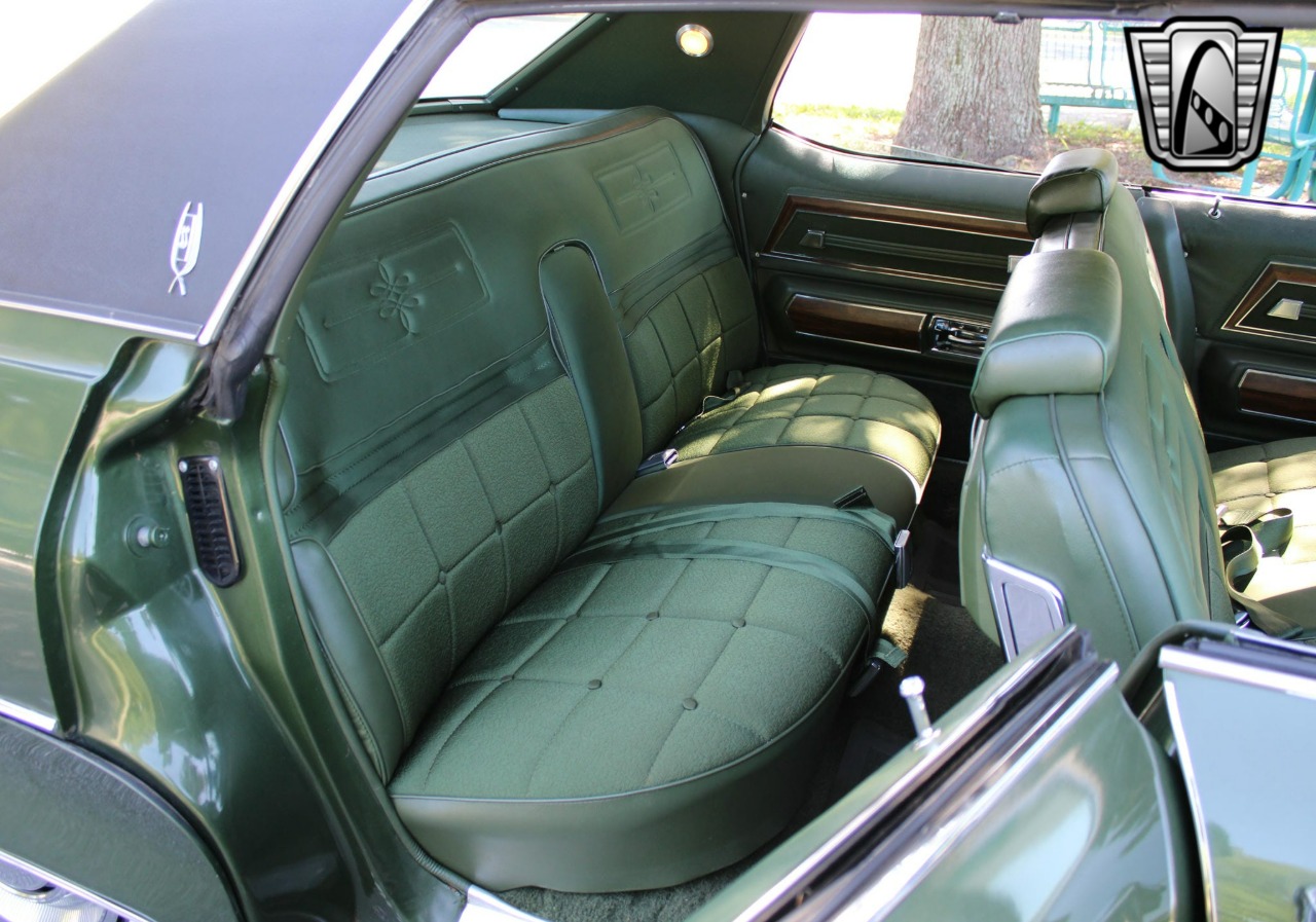 1972 Oldsmobile Ninety Eight LS 23