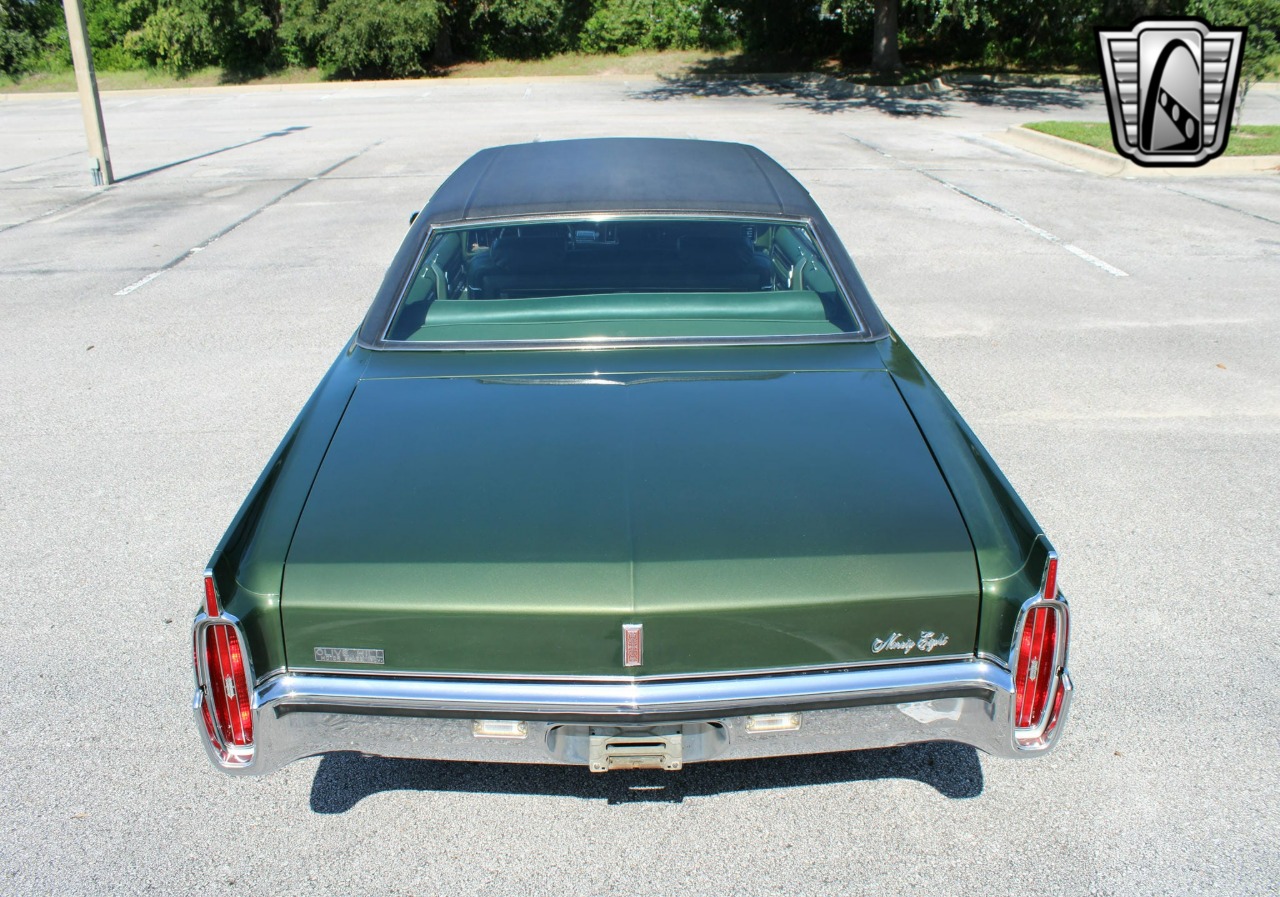 1972 Oldsmobile Ninety Eight LS 77