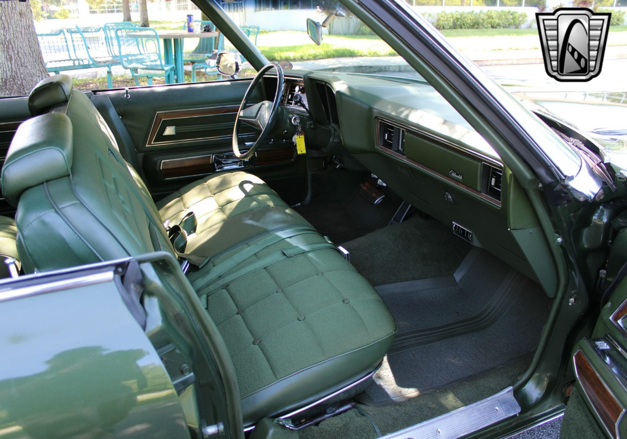 1972 Oldsmobile Ninety Eight LS 24