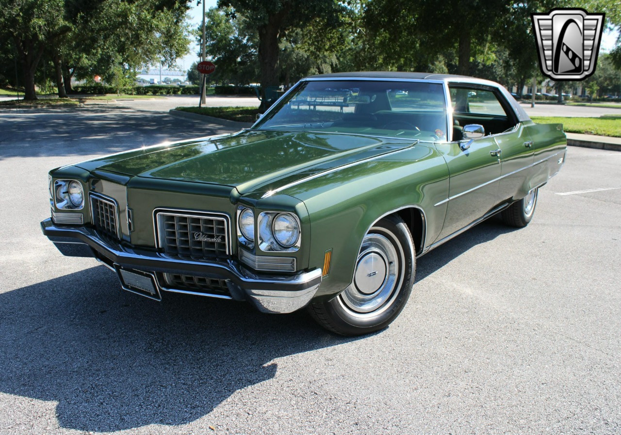 1972 Oldsmobile Ninety Eight LS 4