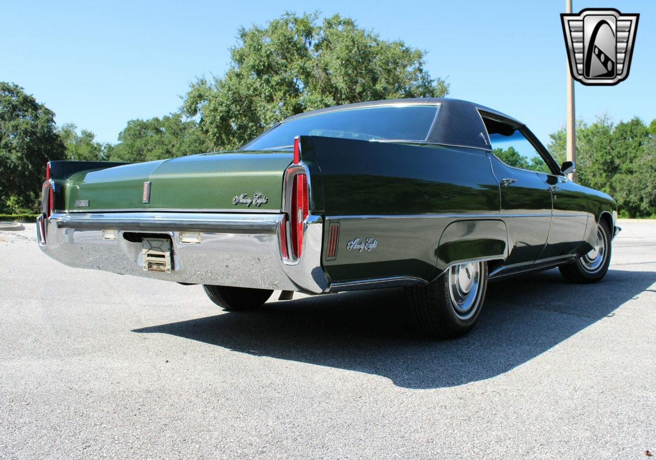 1972 Oldsmobile Ninety Eight LS 43