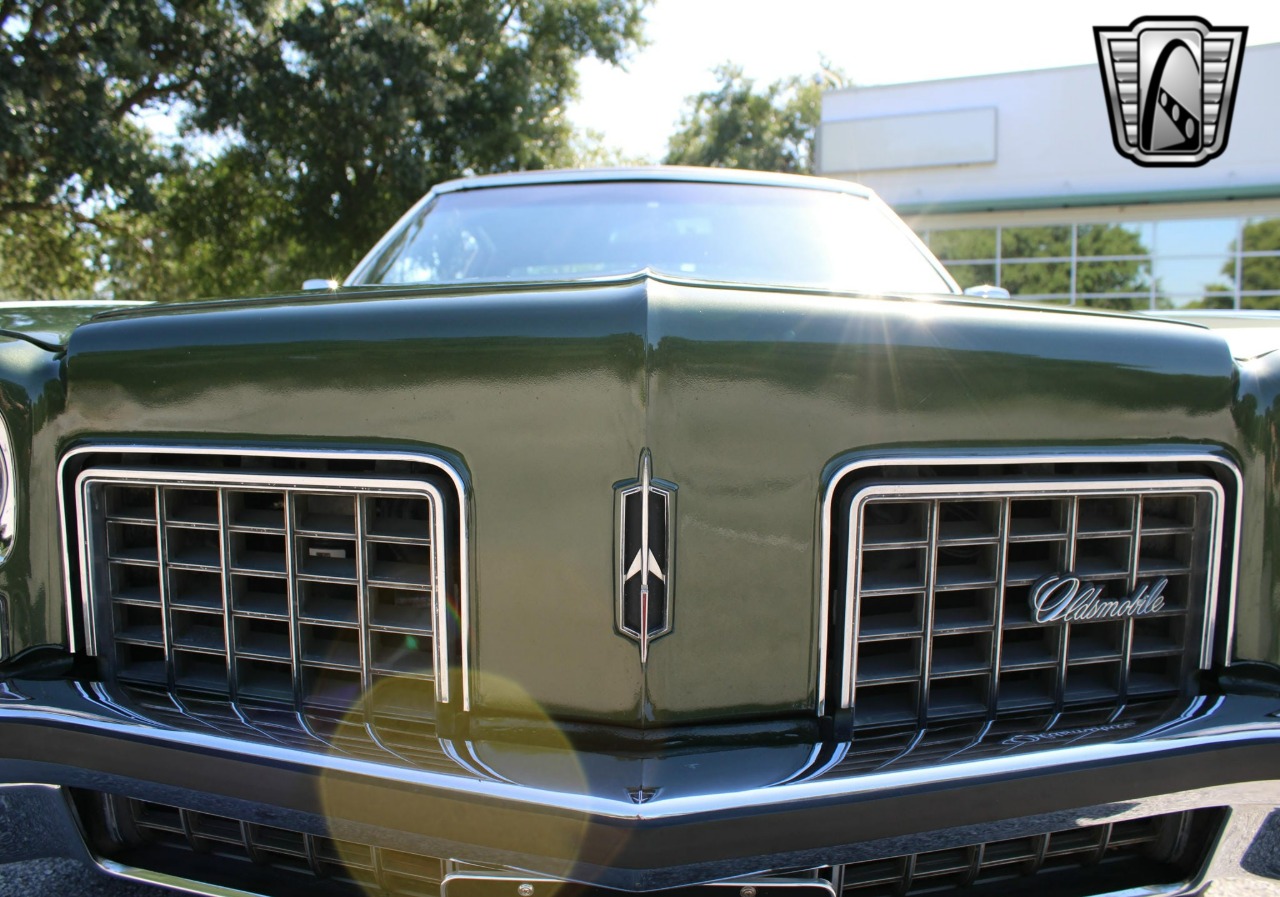 1972 Oldsmobile Ninety Eight LS 63