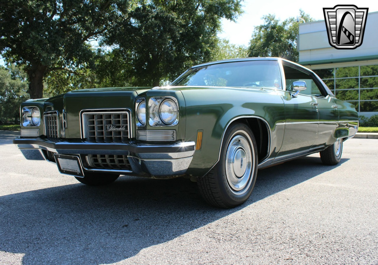 1972 Oldsmobile Ninety Eight LS 67