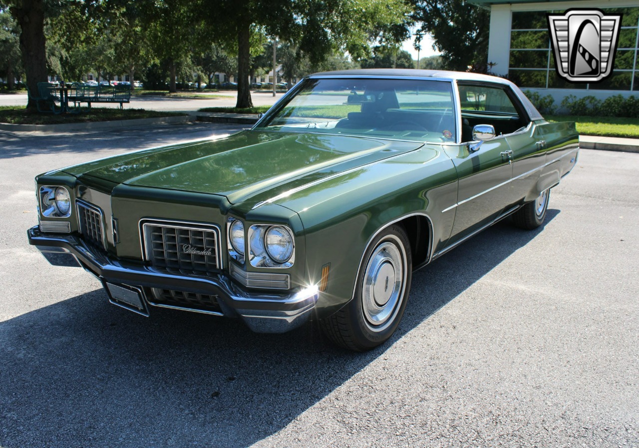 1972 Oldsmobile Ninety Eight LS 68