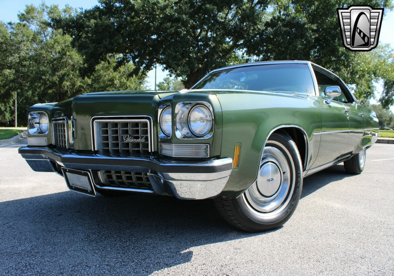 1972 Oldsmobile Ninety Eight LS 48