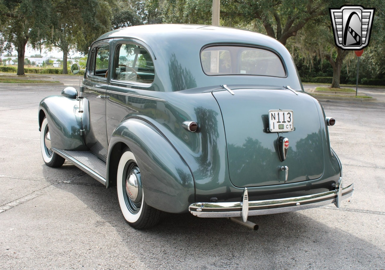 1939 Chevrolet Special - Deluxe 4