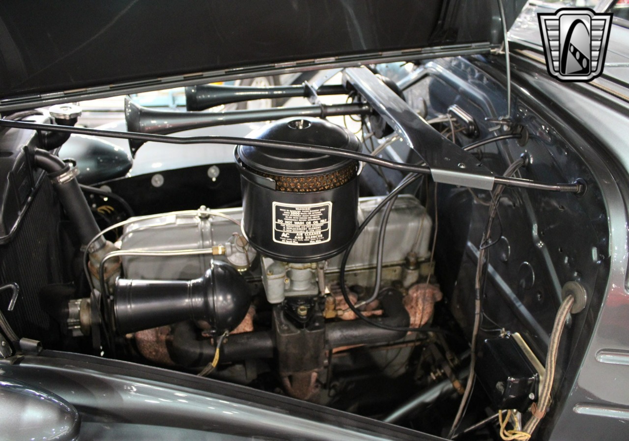 1939 Chevrolet Special - Deluxe 17
