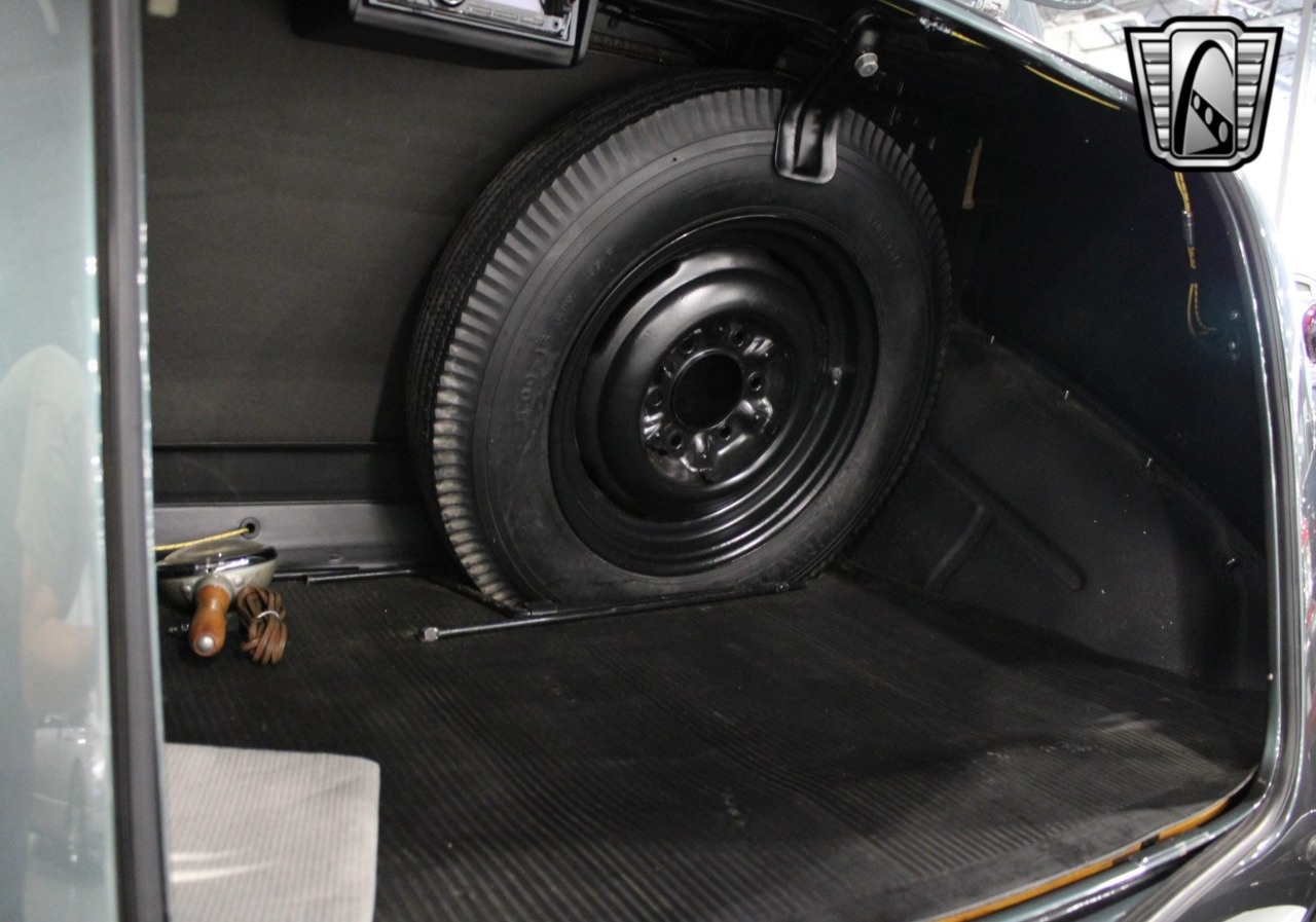 1939 Chevrolet Special - Deluxe 93