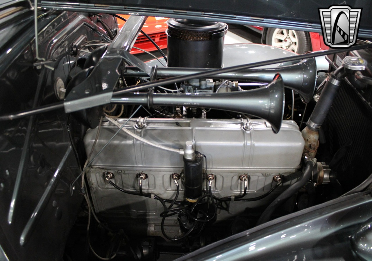 1939 Chevrolet Special - Deluxe 18