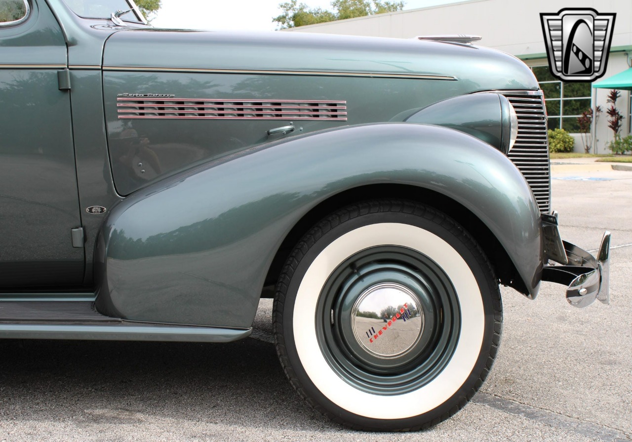 1939 Chevrolet Special - Deluxe 61