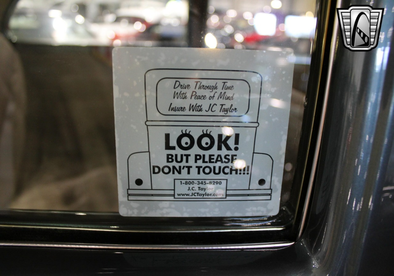 1939 Chevrolet Special - Deluxe 95