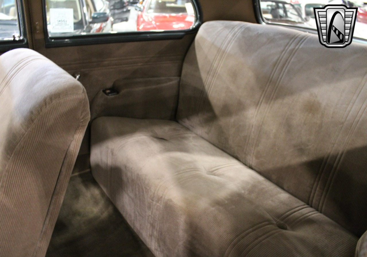 1939 Chevrolet Special - Deluxe 22