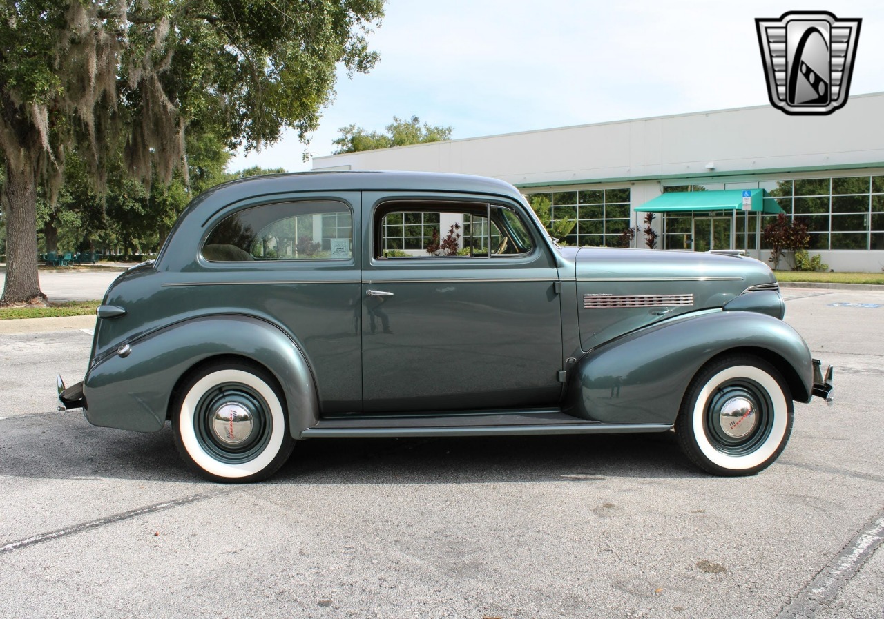 1939 Chevrolet Special - Deluxe 10