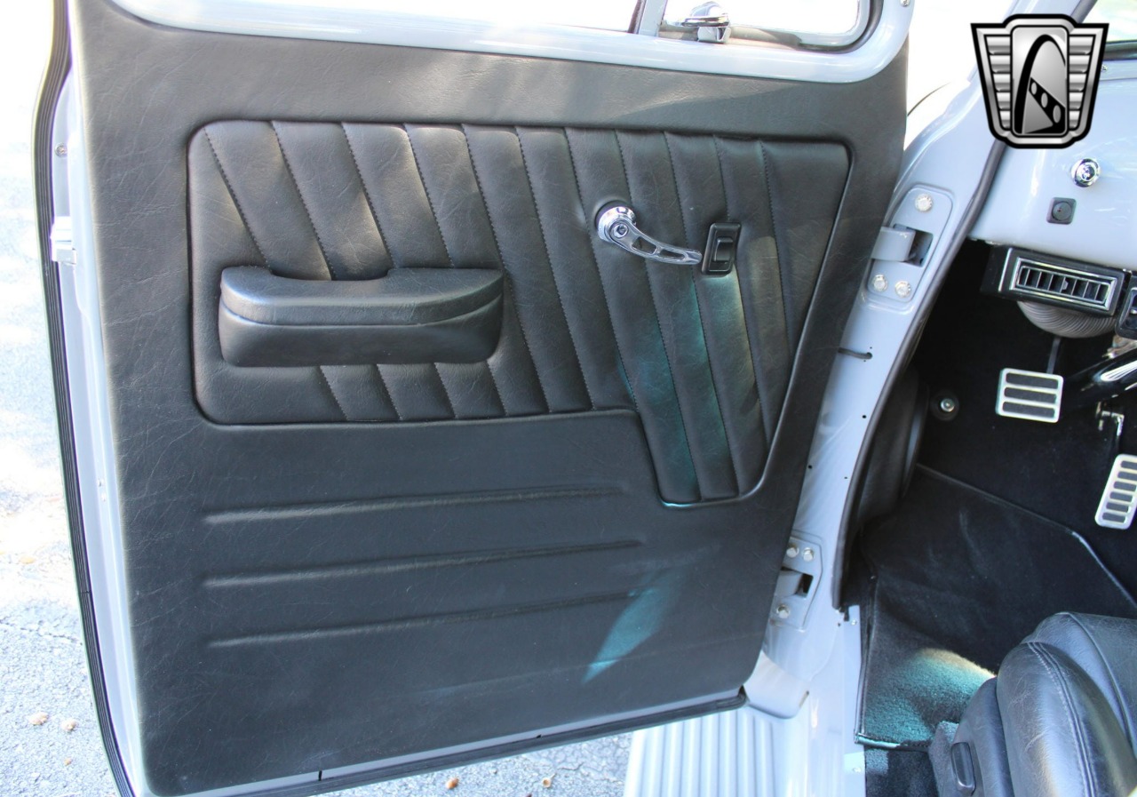 1951 Chevrolet 3100 70