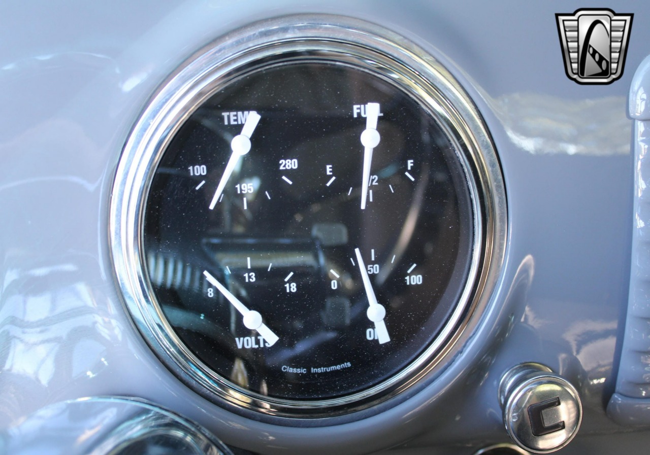 1951 Chevrolet 3100 71