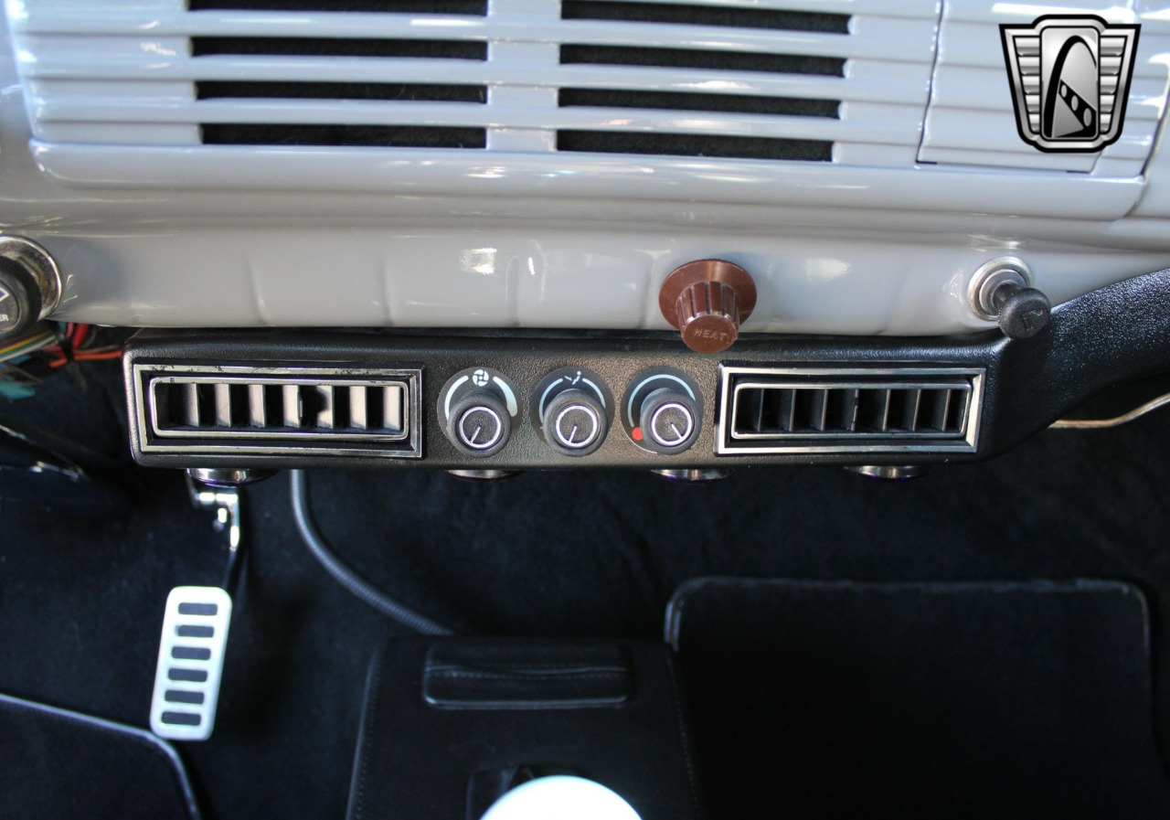 1951 Chevrolet 3100 75