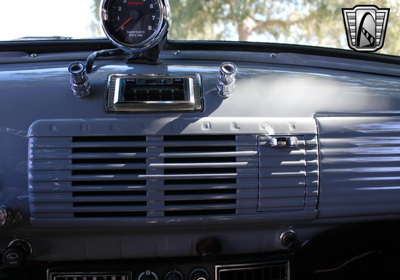 1951 Chevrolet 3100 21