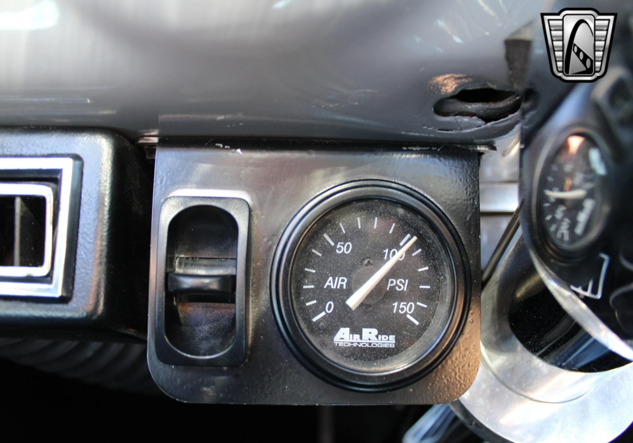 1951 Chevrolet 3100 28