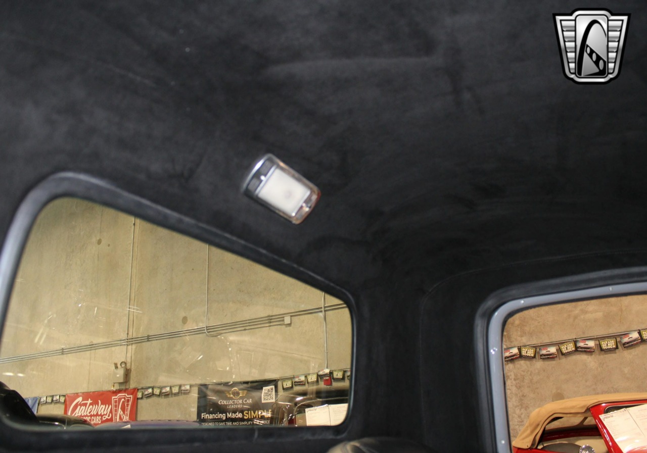 1951 Chevrolet 3100 29