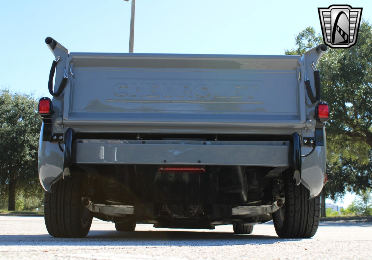 1951 Chevrolet 3100 45