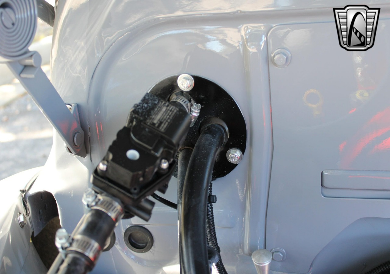 1951 Chevrolet 3100 85