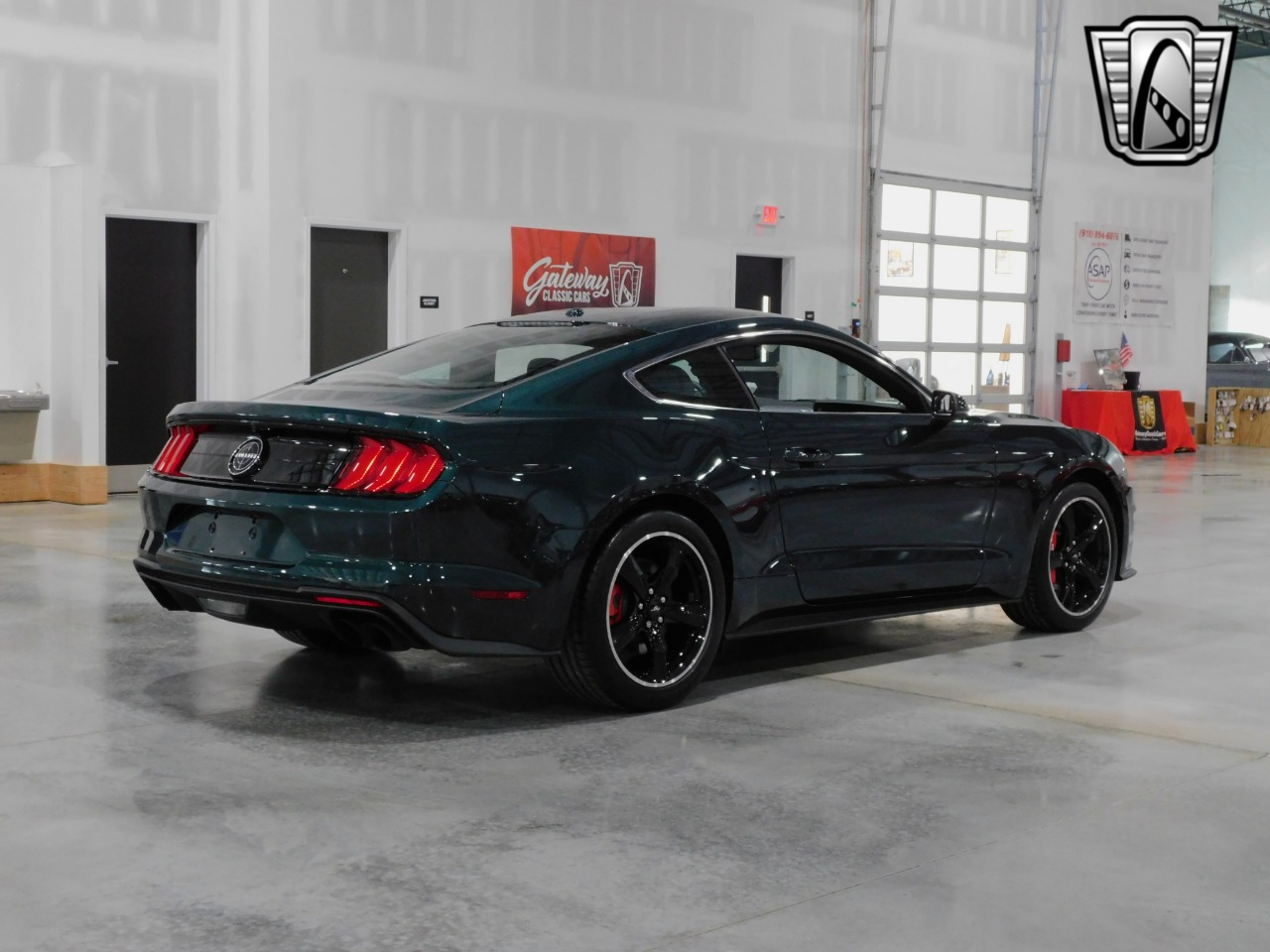2019 Ford Mustang 4